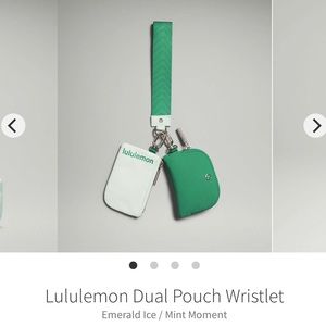 Lululemon Dual Pouch Wristlet
Emerald Ice / Mint Moment NWT